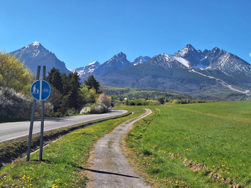 5879 - Horný Smokovec – Stará Lesná - Matejovce